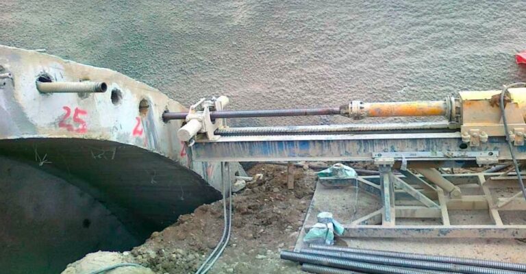 ground anchor bolts